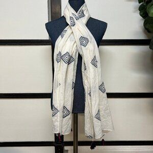 Lucky Brand White Cotton Scarf, Blue Diamond Pattern, Rectangular 26 x 72 Inches